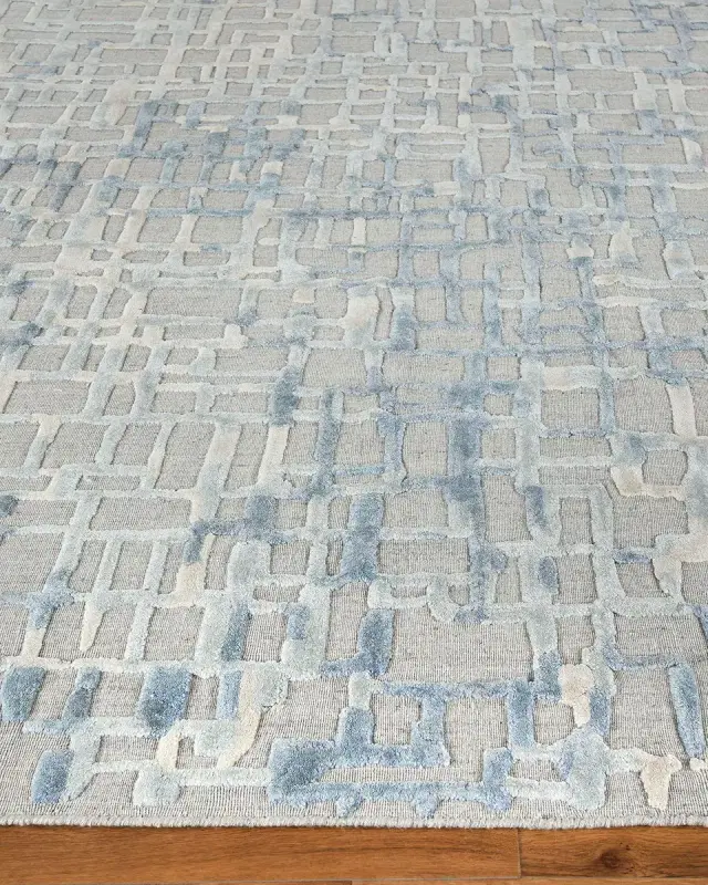 Exquisite Rugs Sullivan Hand-Loomed Rug