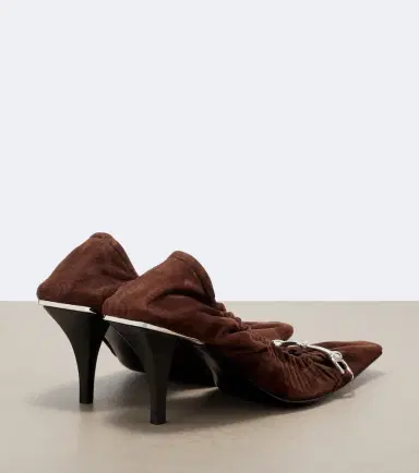 Gucci Vittoria Horsebit suede pumps | Thumbnail 3
