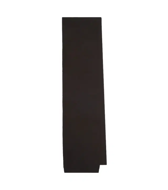Lisa Yang Frederica cashmere scarf