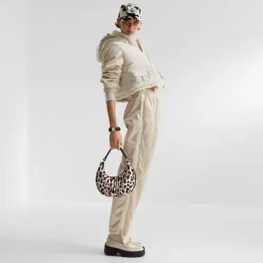 Fendi Cropped, padded jacket with high collar and removable hood | Thumbnail 4 Fendi Cropped, padded jacket with high collar and removable hood | Thumbnail 4