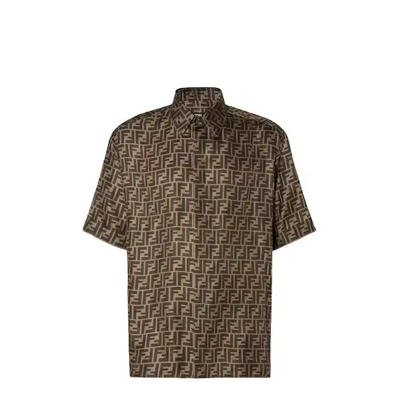 Fendi Oversized shirt with Italian-style collar and short sleeves