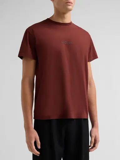 Maison Margiela Men's Logo Regular-Fit Cotton Crewneck T-Shirt - Bordeaux | Thumbnail 4 Maison Margiela Men's Logo Regular-Fit Cotton Crewneck T-Shirt - Bordeaux | Thumbnail 4
