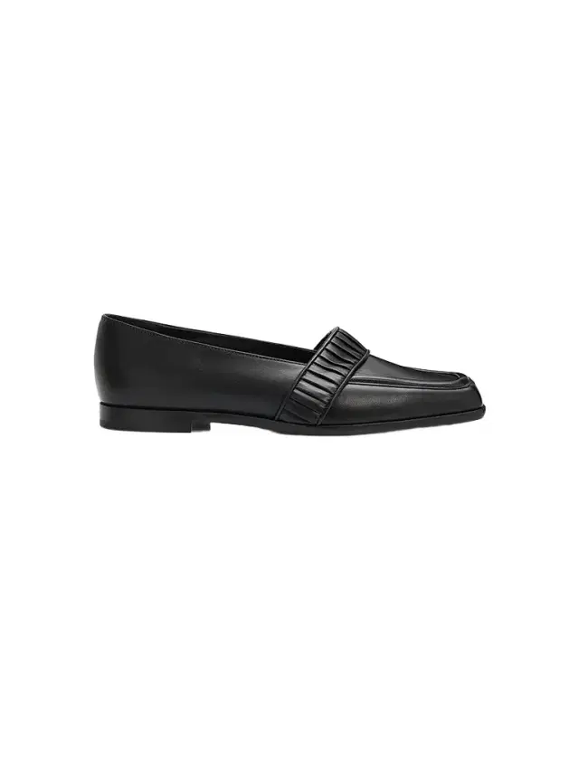Manolo Blahnik Women's Minoffa Leather Loafers - Black