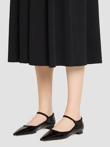 Manolo Blahnik Women's Perdiccamod Patent Leather Mary Janes | Thumbnail 2