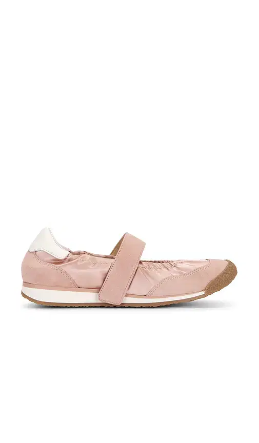 Dolce Vita Spruce Sneaker