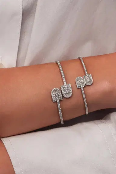 U LOS ANGELES Diamond Baguette U Duo Maxi Bangle Bracelet - White Gold | Thumbnail 2