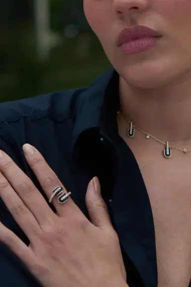 U LOS ANGELES Diamond Onyx U Duo Maxi Ring | Thumbnail 2
