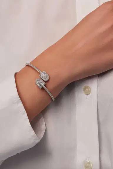 U LOS ANGELES Diamond U Duo Mini Baguette Bracelet - White Gold | Thumbnail 2