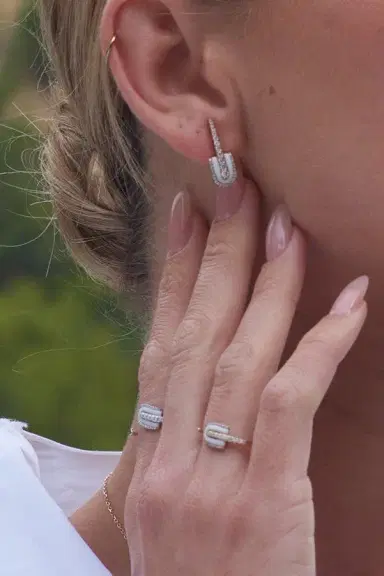 U LOS ANGELES Diamond White Quartz U Drop Earrings | Thumbnail 2