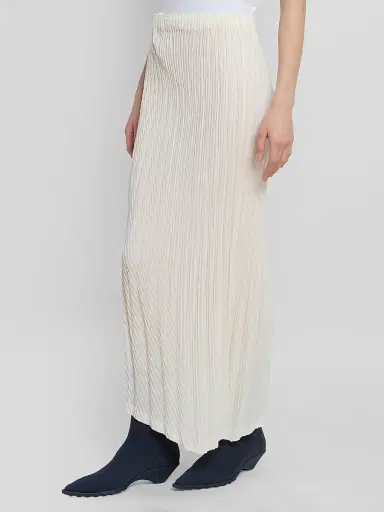 Issey Miyake Women's Unfurling Pleats Maxi Skirt | Thumbnail 4 Issey Miyake Women's Unfurling Pleats Maxi Skirt | Thumbnail 4