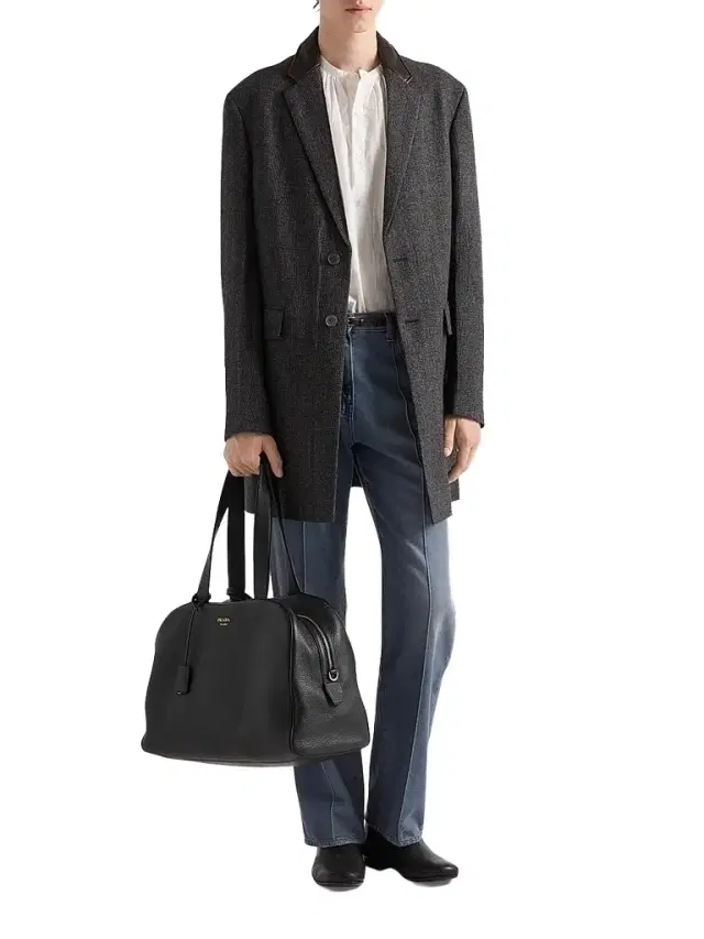 Prada Men's Leather Duffel Bag - Black