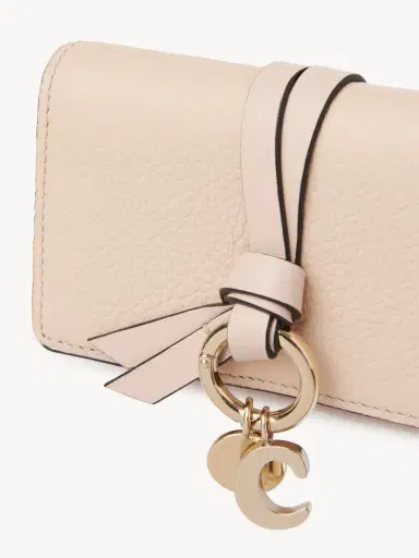 Chloé Alphabet key case in grained leather | Thumbnail 3