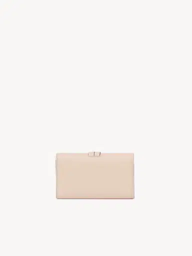 Chloé Alphabet key case in grained leather | Thumbnail 4