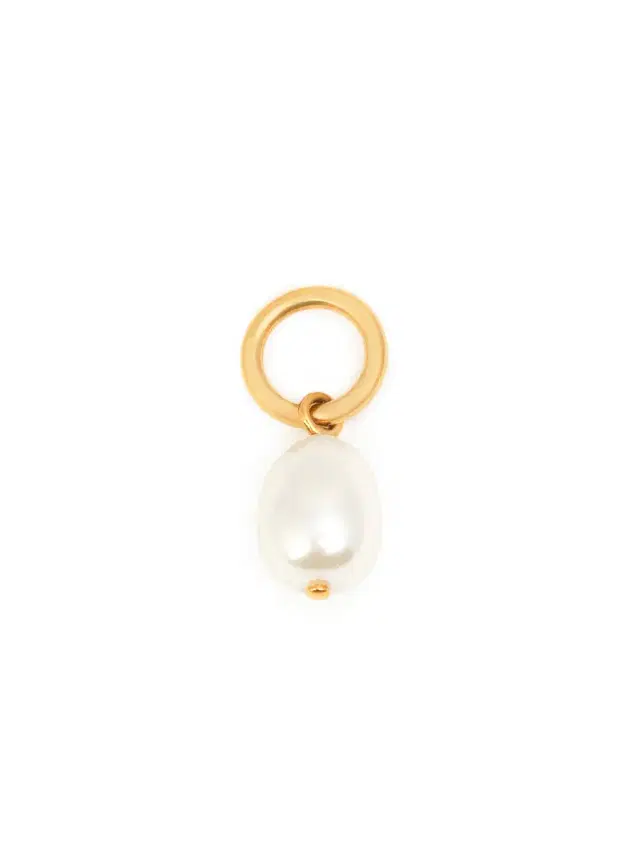 Chloé Alphabet pearl charm in pearl & brass