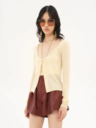 Chloé Scoop-neck fitted cardigan in superfine wool knit | Thumbnail 4