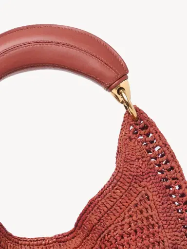 Chloé Summer Banana hobo bag in raffia | Thumbnail 7