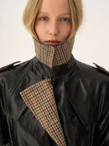 Chloé Double-breasted short riding coat in coated linen | Thumbnail 6