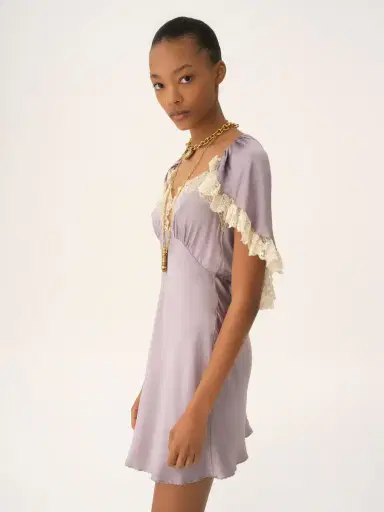 Chloé Mini cape dress in washed silk satin & lace | Thumbnail 4