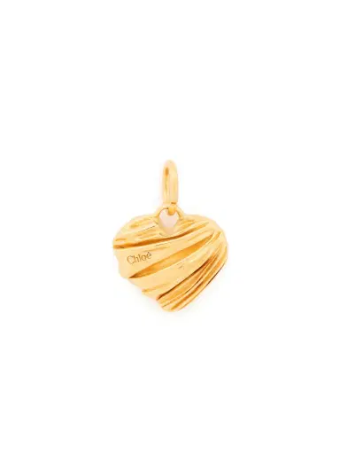 Chloé Pleated heart charm in brass | Thumbnail 1