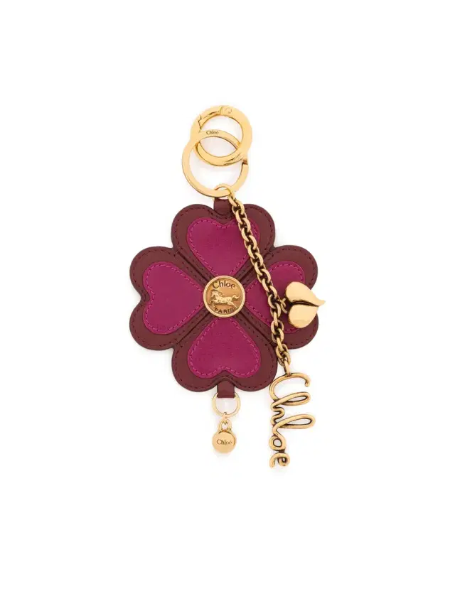Chloé Chloé Symbols Clover key ring bag charm in grained leather