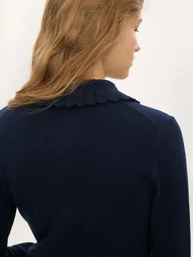 Chloé Fitted logo cardigan in a wool knit | Thumbnail 7 Chloé Fitted logo cardigan in a wool knit | Thumbnail 7