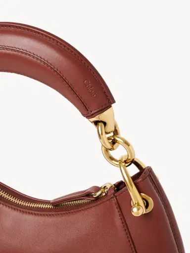 Chloé Small Chloé Banana zipped hobo in soft leather | Thumbnail 7