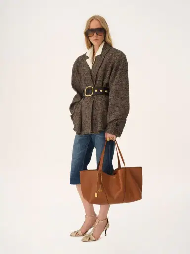 Chloé Chloé Spin east-west tote bag in grained leather | Thumbnail 7