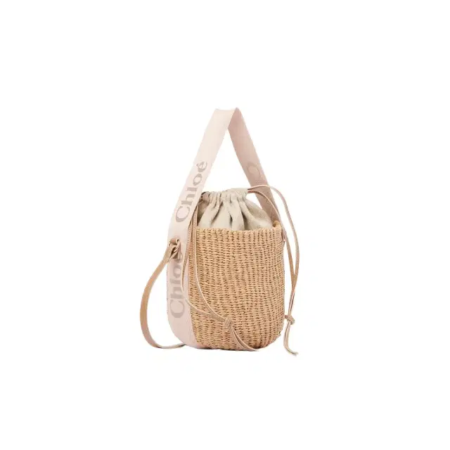Chloé Small Woody basket in natural fibers
