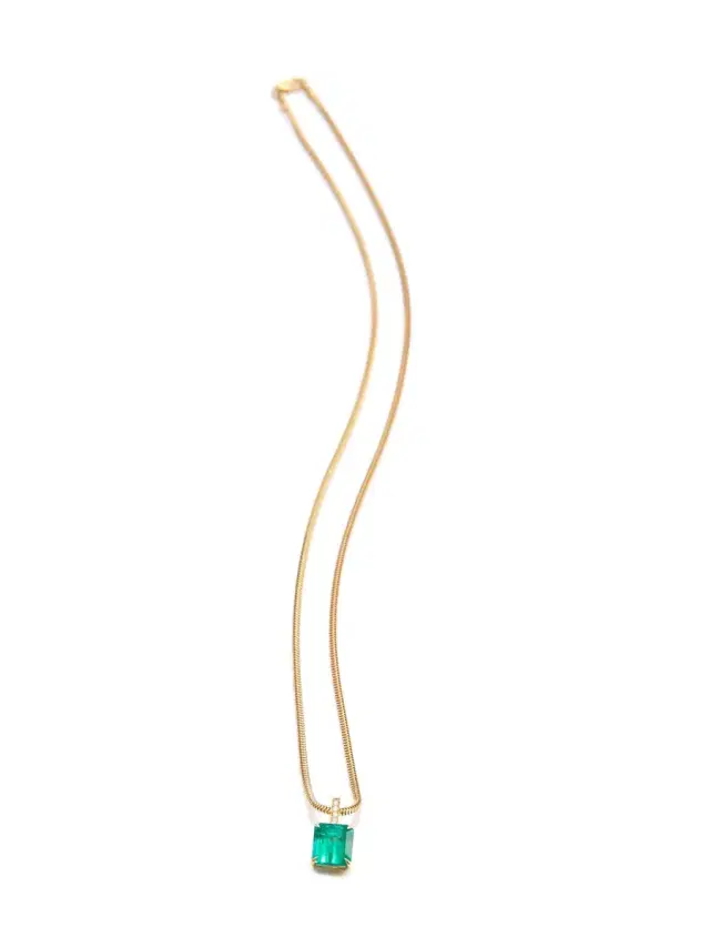 YI COLLECTION Emerald and Diamond Supreme Bar Necklace