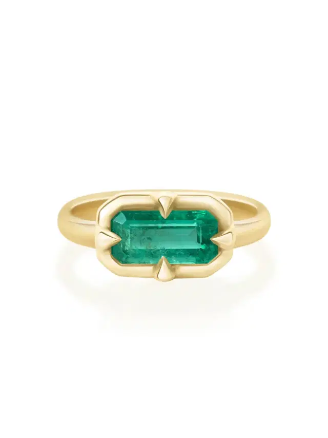 YI COLLECTION Emerald Compass Ring
