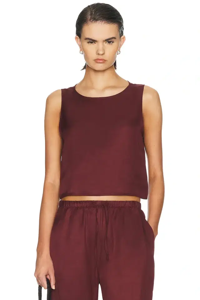 LESET Daniel Crop Sleeveless Crew Neck Top