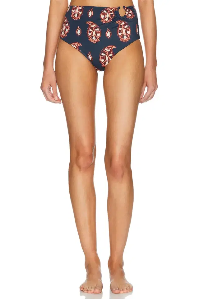 Johanna Ortiz Taita Bikini Bottom