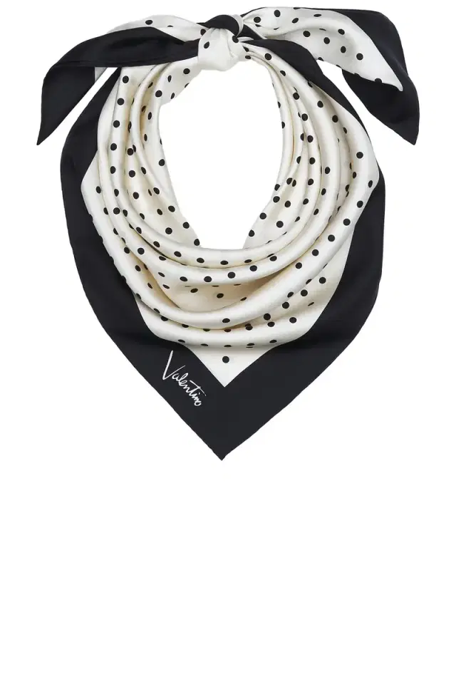 Valentino Garavani Foulard Shawl