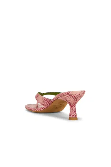 NOU Kitty Sandal | Thumbnail 3