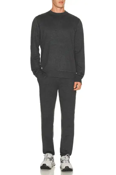 Vuori Ponto Performance Crew Pullover | Thumbnail 3