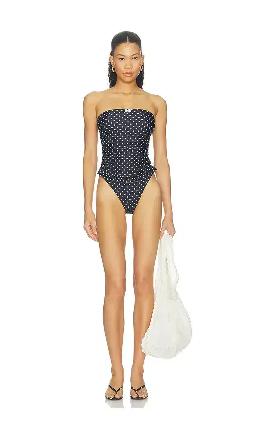 LPA Cambrie One Piece