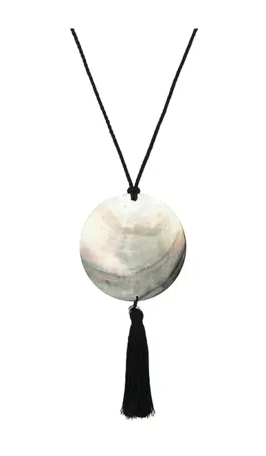 Lovers and Friends Jordan Shell Necklace | Thumbnail 2