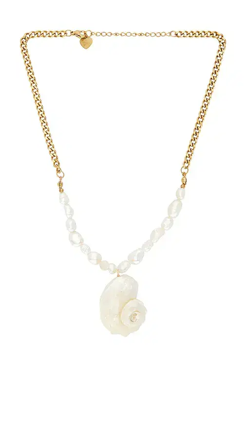 Lovers and Friends Eden Shell Necklace