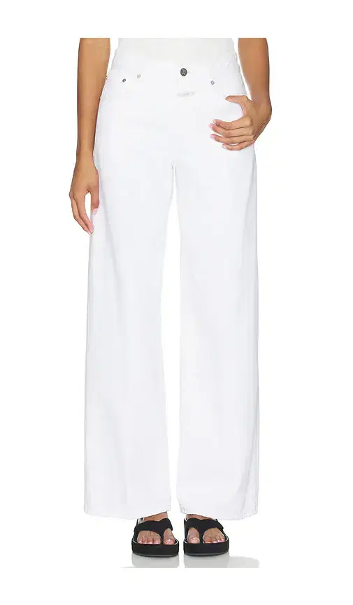 Closed Jayla Jeans