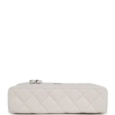 Chanel Chanel Top Handle Long Vanity Case with Chain White Shiny Caviar Light Gold Hardware | Thumbnail 5 Chanel Chanel Top Handle Long Vanity Case with Chain White Shiny Caviar Light Gold Hardware | Thumbnail 5