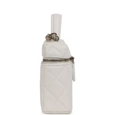 Chanel Chanel Top Handle Long Vanity Case with Chain White Shiny Caviar Light Gold Hardware | Thumbnail 6 Chanel Chanel Top Handle Long Vanity Case with Chain White Shiny Caviar Light Gold Hardware | Thumbnail 6