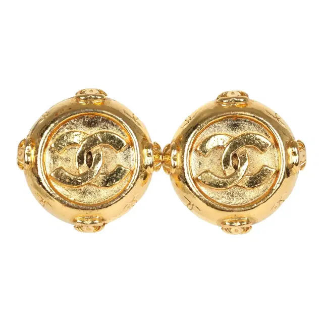 Chanel Vintage Chanel Small Round Border CC Clip On Earrings Gold Plated Hardware