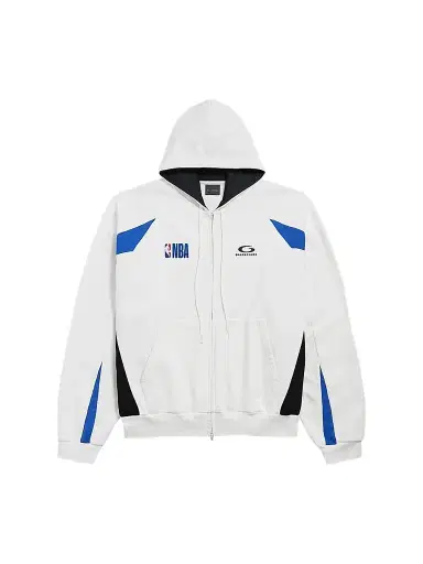 Balenciaga Men's x NBA Collaboration Oversized Zip-Up Hoodie - White | Thumbnail 1 Balenciaga Men's x NBA Collaboration Oversized Zip-Up Hoodie - White | Thumbnail 1