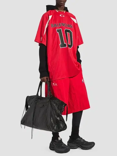 Balenciaga Men's x NBA Collaboration Oversized T-Shirt - Red | Thumbnail 2 Balenciaga Men's x NBA Collaboration Oversized T-Shirt - Red | Thumbnail 2