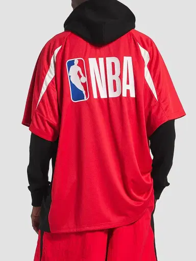 Balenciaga Men's x NBA Collaboration Oversized T-Shirt - Red | Thumbnail 5 Balenciaga Men's x NBA Collaboration Oversized T-Shirt - Red | Thumbnail 5