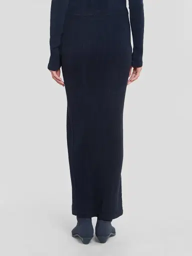 Issey Miyake Women's Rill Plissé Midi Skirt - Dark Navy - Size Small | Thumbnail 3 Issey Miyake Women's Rill Plissé Midi Skirt - Dark Navy - Size Small | Thumbnail 3