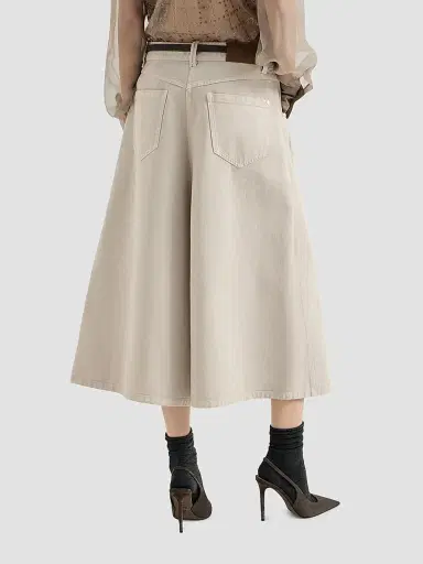 Brunello Cucinelli Women's Dyed Denim Wide Cropped Trousers with Monili | Thumbnail 4 Brunello Cucinelli Women's Dyed Denim Wide Cropped Trousers with Monili | Thumbnail 4
