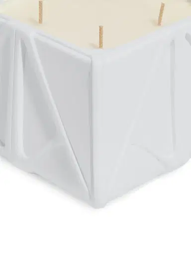 Zaha Hadid Design Prime Scented Candle - White | Thumbnail 3