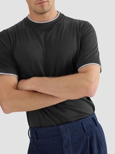 Brunello Cucinelli Men's Silk and Cotton Lightweight Jersey Crew-Neck T Shirt - Black | Thumbnail 5 Brunello Cucinelli Men's Silk and Cotton Lightweight Jersey Crew-Neck T Shirt - Black | Thumbnail 5
