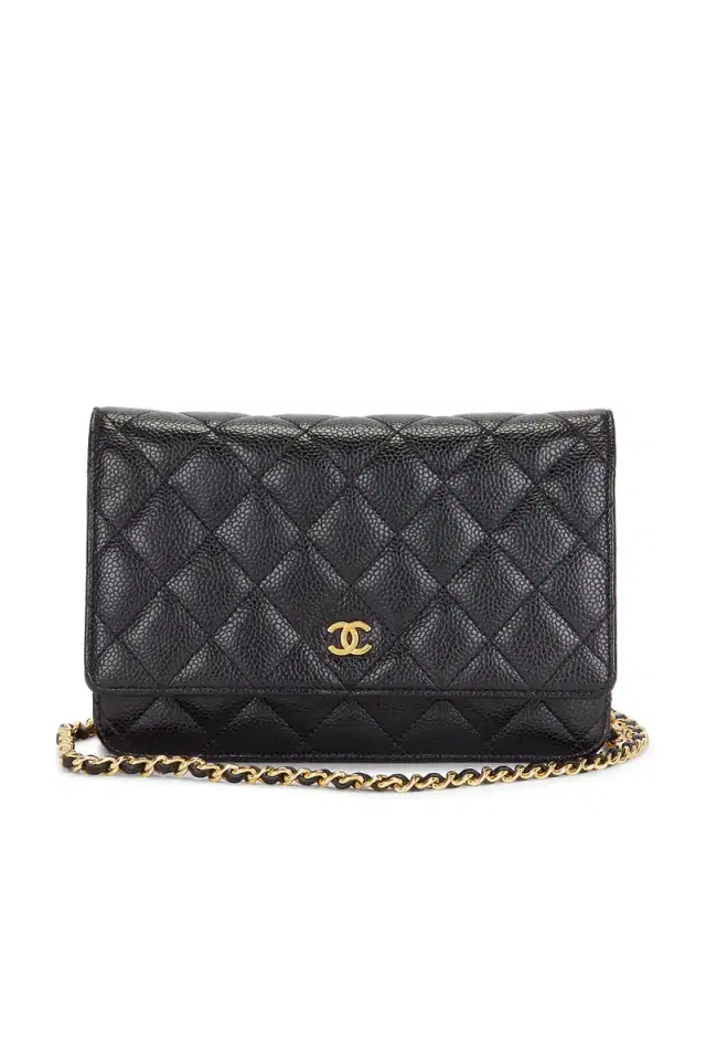 chanel Chanel Caviar Classic Wallet On Chain